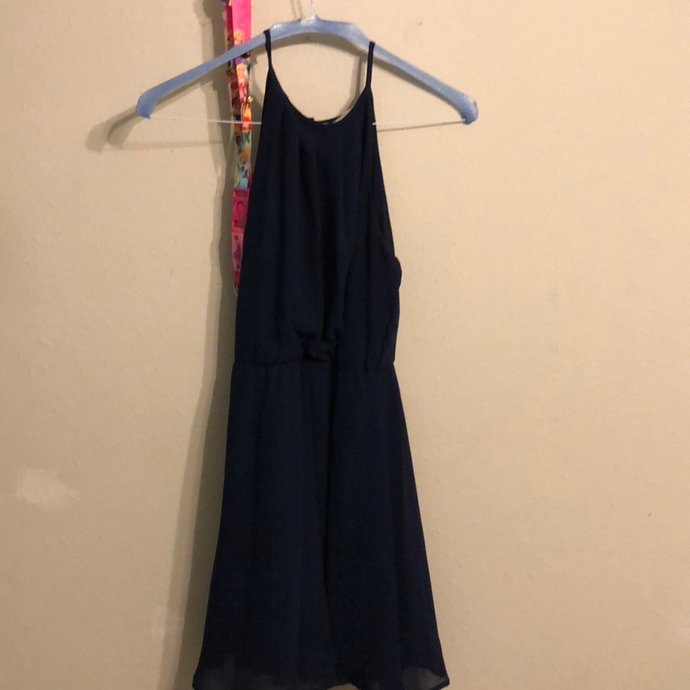 Supper cute flowy high neck dress.. looks amazing